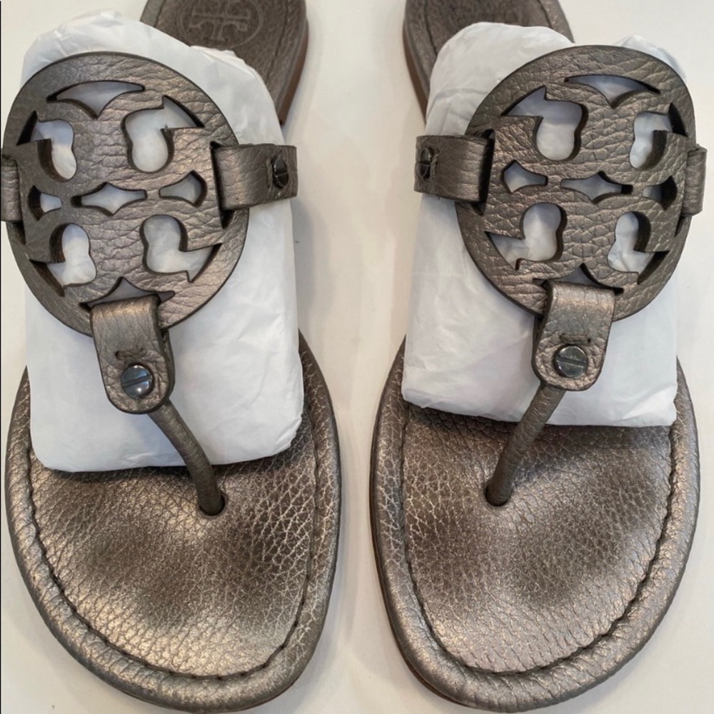 Tory Burch Tumbled Miller silver pewter size 8